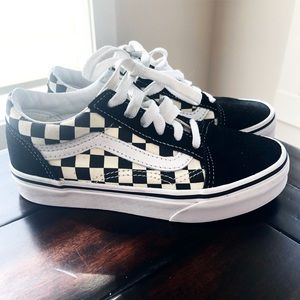Vans Old Skool Checkerboard Skate Shoe -size 1
